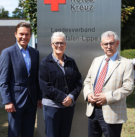 (v.li.) Dr. Hasan Sürgit, Sylvia Rietenberg und Dr. Fritz Baur 